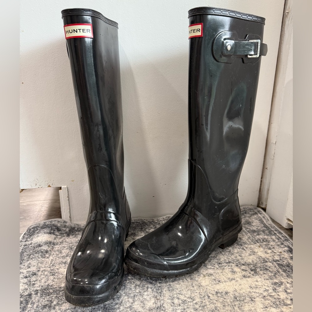 Hunter Classic Black Footwear